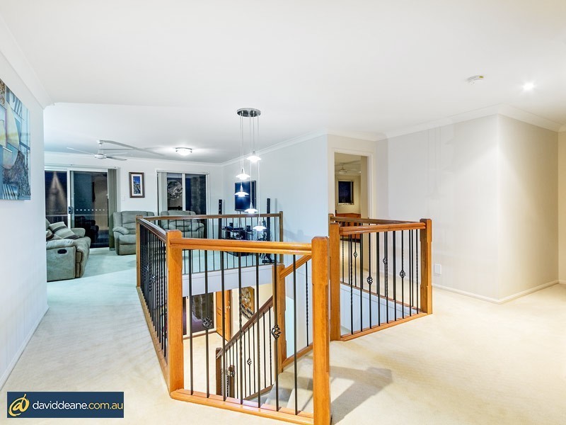 10 Hopkins St, Petrie QLD 4502