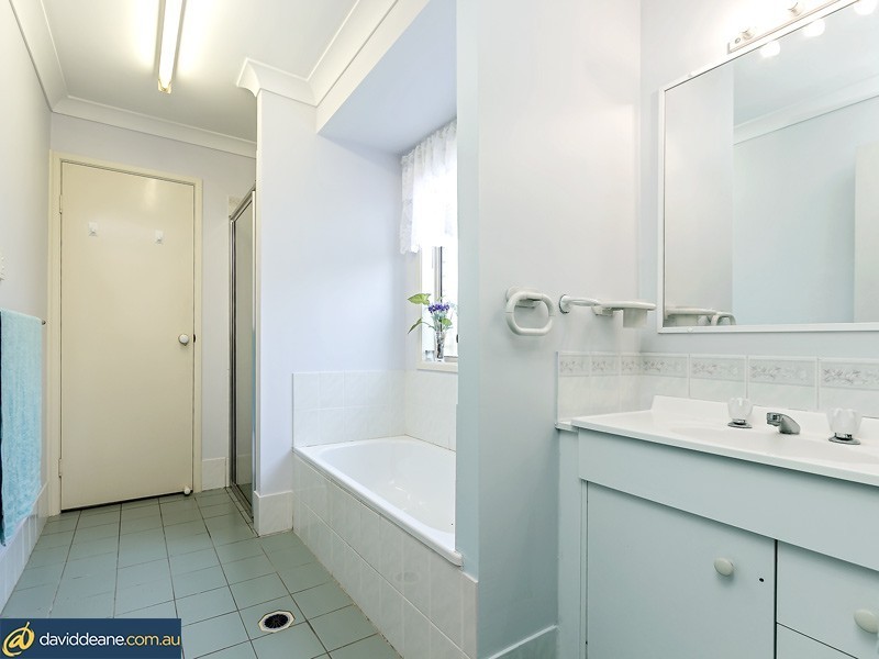 10 Wombat Ct, Lawnton QLD 4501