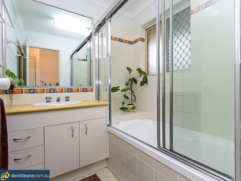 9 Hillcrest Ct, Kurwongbah QLD 4503