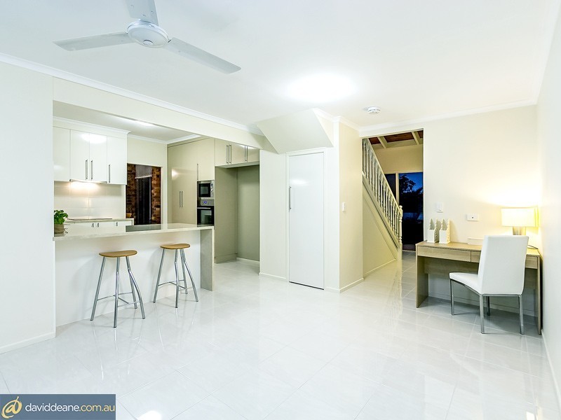 7 Styles Rd, Petrie QLD 4502