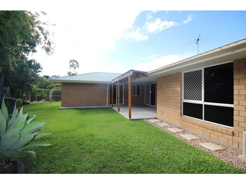 11 Fernwood St, Kurwongbah QLD 4503