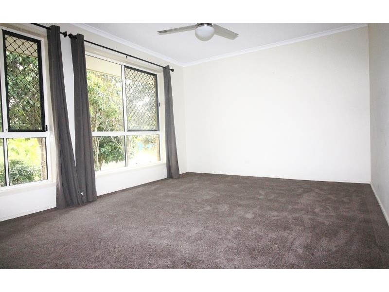 11 Fernwood St, Kurwongbah QLD 4503