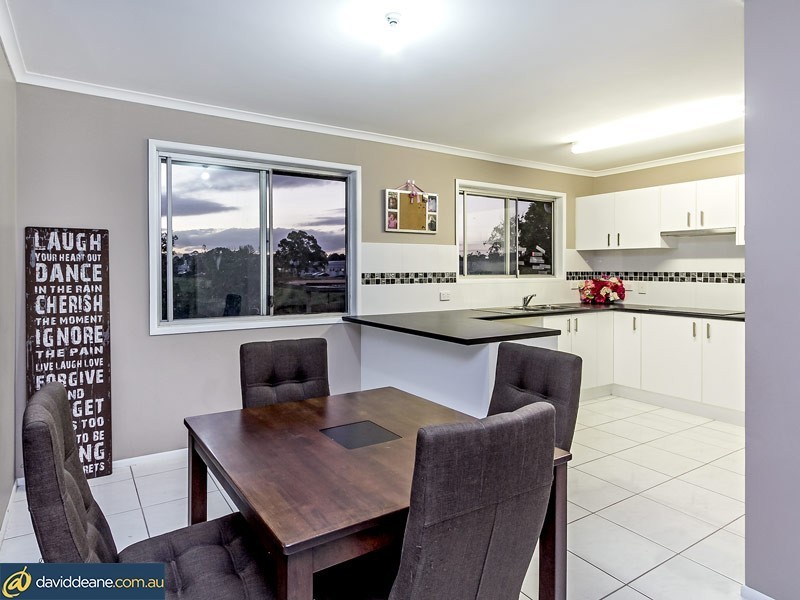 3 Ulmarra Cres, Strathpine QLD 4500