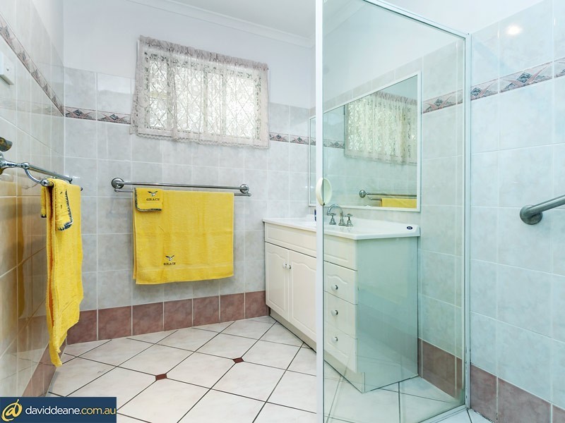 3 Gertrude St, Strathpine QLD 4500