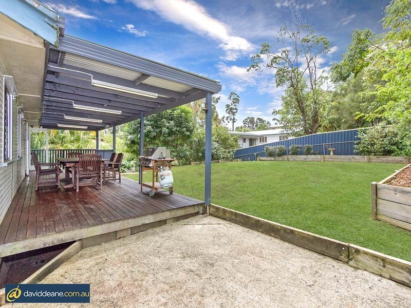 28 Crest St, Kallangur QLD 4503