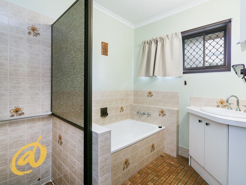 24 Hansen Drive, Lawnton QLD 4501