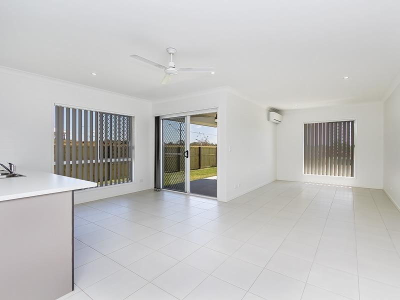 79A Braxlaw Cr, Dakabin QLD 4503