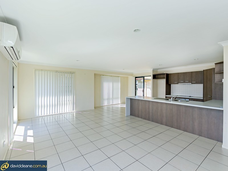 23 Seabiscuit Cres, Kallangur QLD 4503