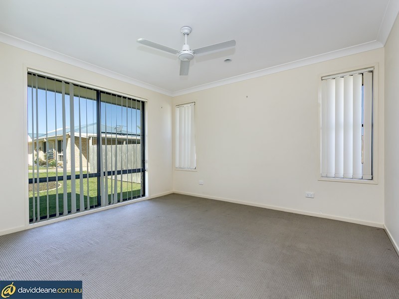 23 Seabiscuit Cres, Kallangur QLD 4503