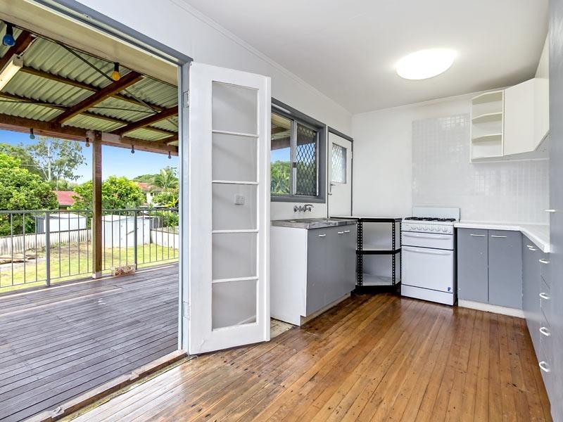 32 Lorraine Ct, Lawnton QLD 4501