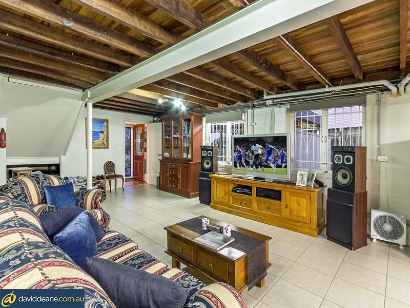 110 Queens Pde, Brighton QLD 4017