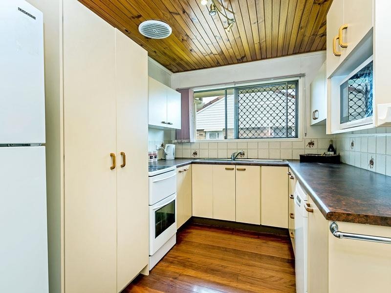 12 Mitchell St, Lawnton QLD 4501