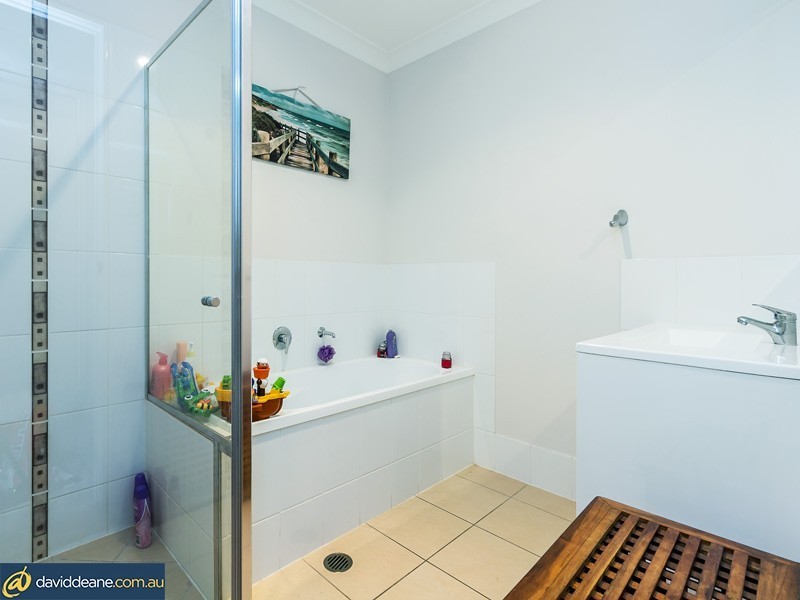 16 Hellcat Cct, Bray Park QLD 4500