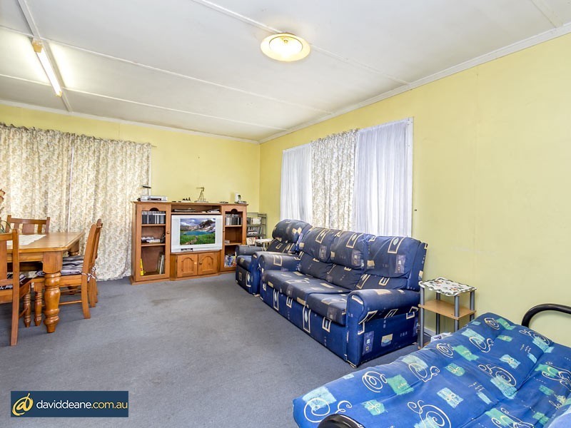 1 Lancaster Street, Strathpine QLD 4500