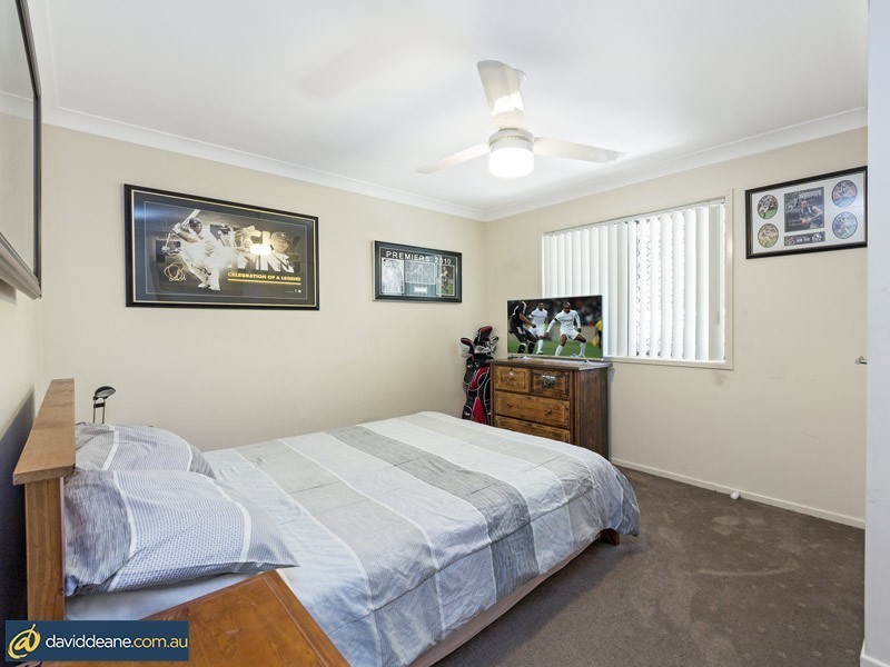33 Water Street, Kallangur QLD 4503