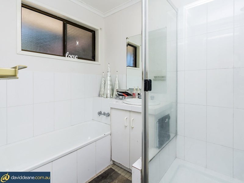 6 Burkell Crt, Bray Park QLD 4500