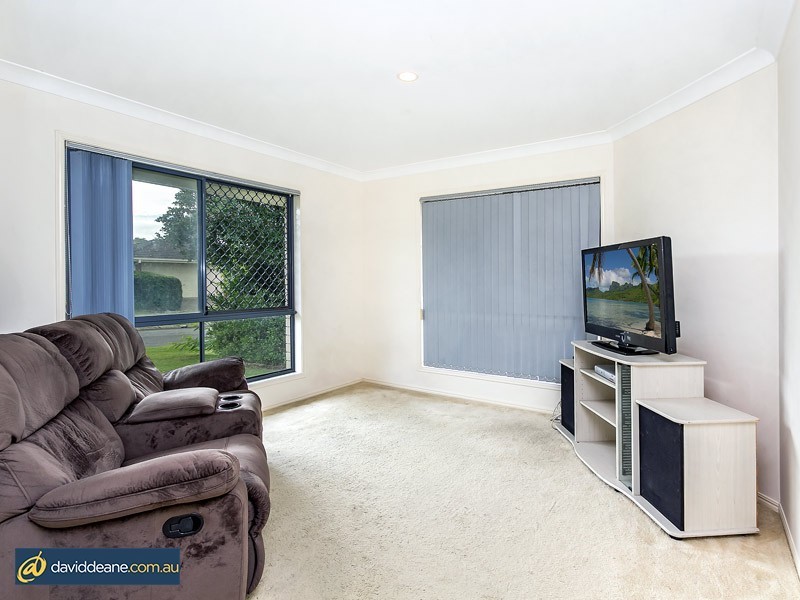 21 Mowbray Ct, Kallangur QLD 4503