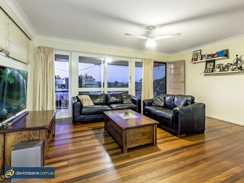 668 Robinson Rd, Aspley QLD 4034