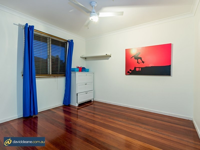 668 Robinson Rd, Aspley QLD 4034