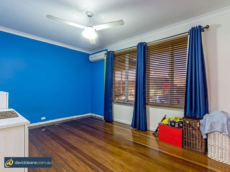 668 Robinson Rd, Aspley QLD 4034