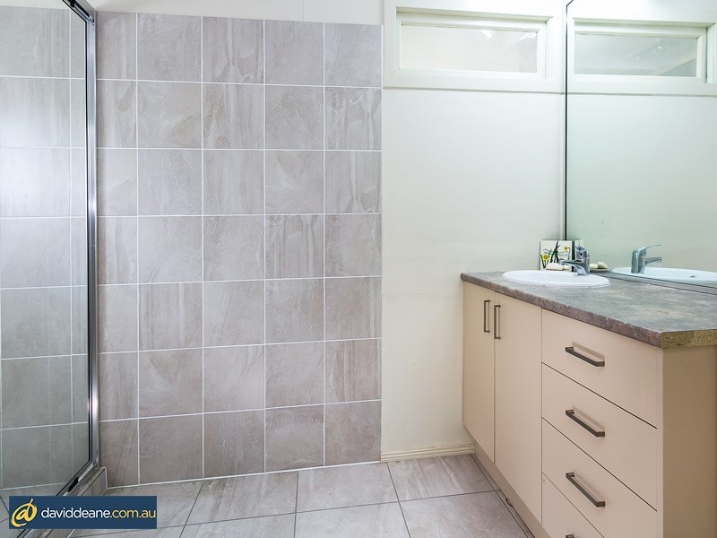 7 Florence St, Kallangur QLD 4503