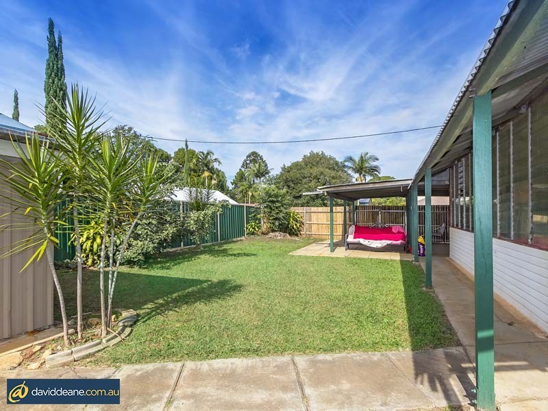 7 Florence St, Kallangur QLD 4503