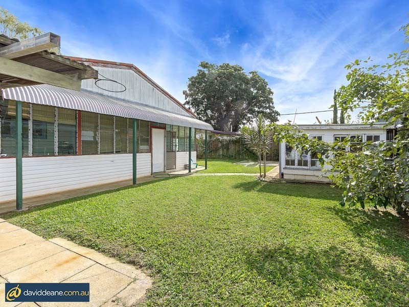 7 Florence St, Kallangur QLD 4503