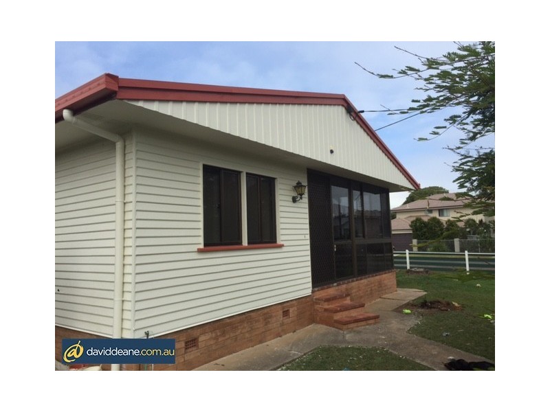 7 Florence St, Kallangur QLD 4503