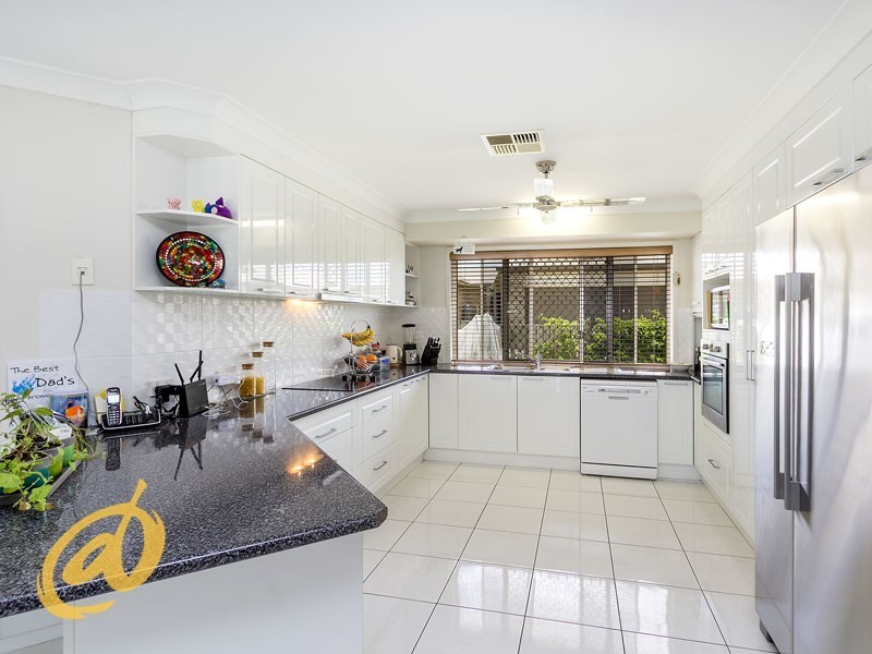 9 Mondial Dr, Warner QLD 4500