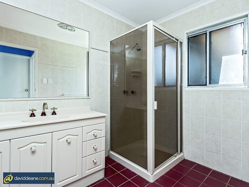50 Doon St, Kallangur QLD 4503