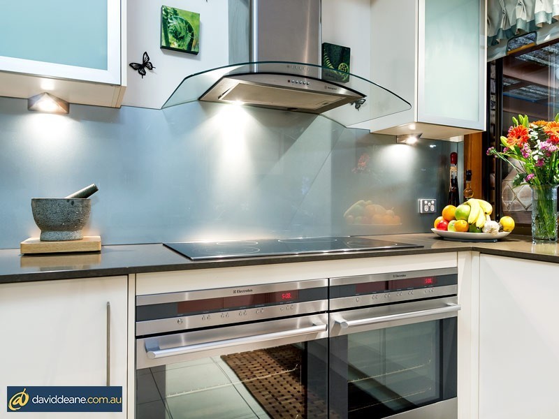 16 Deckle Rd, Petrie QLD 4502