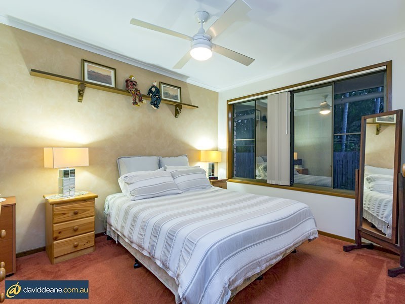 16 Deckle Rd, Petrie QLD 4502