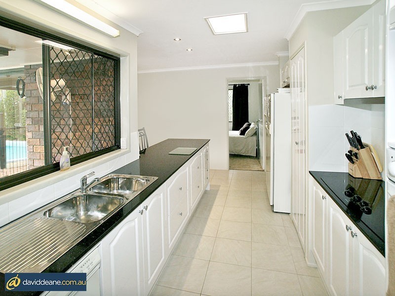 2 Burkell Ct, Bray Park QLD 4500