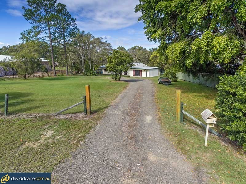 18 Warren Cres, Deception Bay QLD 4508