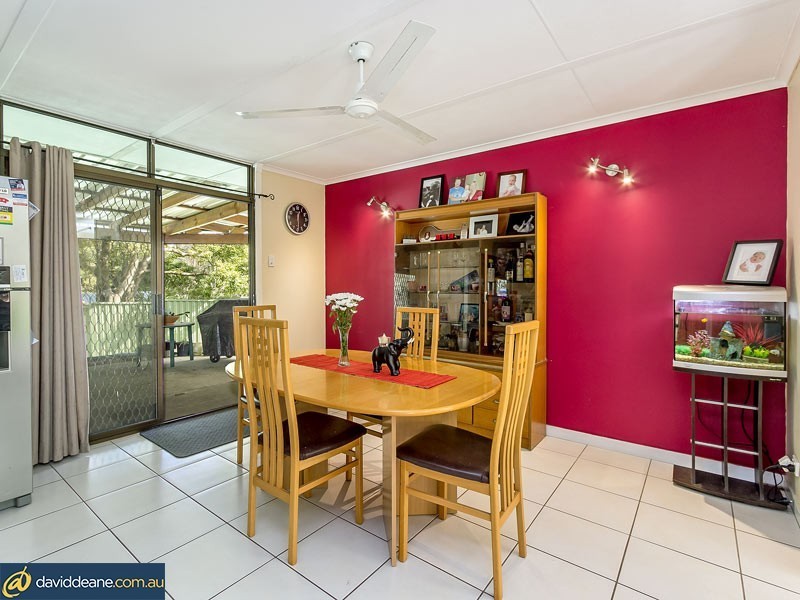 18 Warren Cres, Deception Bay QLD 4508