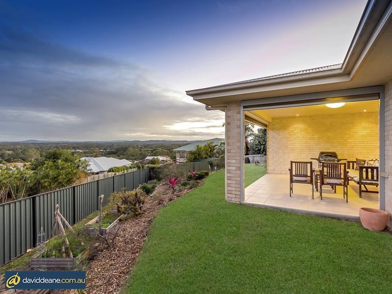 20 Lawson Close, Petrie QLD 4502