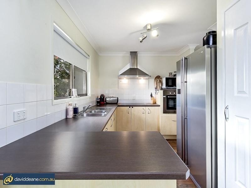 1 Nanbaree Dr, Bray Park QLD 4500