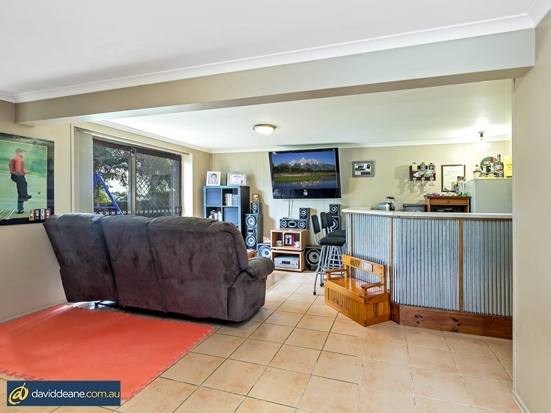 1 Nanbaree Dr, Bray Park QLD 4500