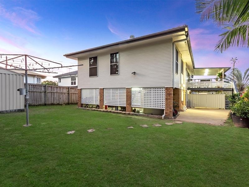 110 Queens Pde, Brighton QLD 4017