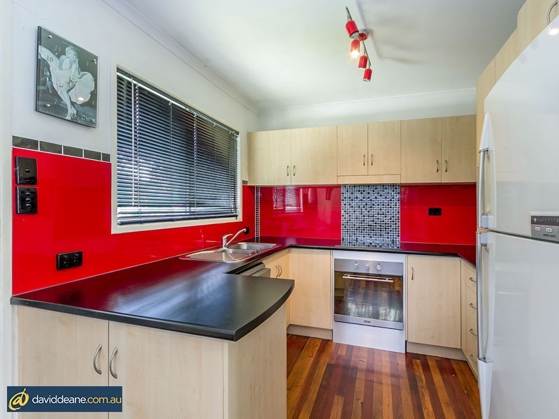 11 Arunga St, Petrie QLD 4502