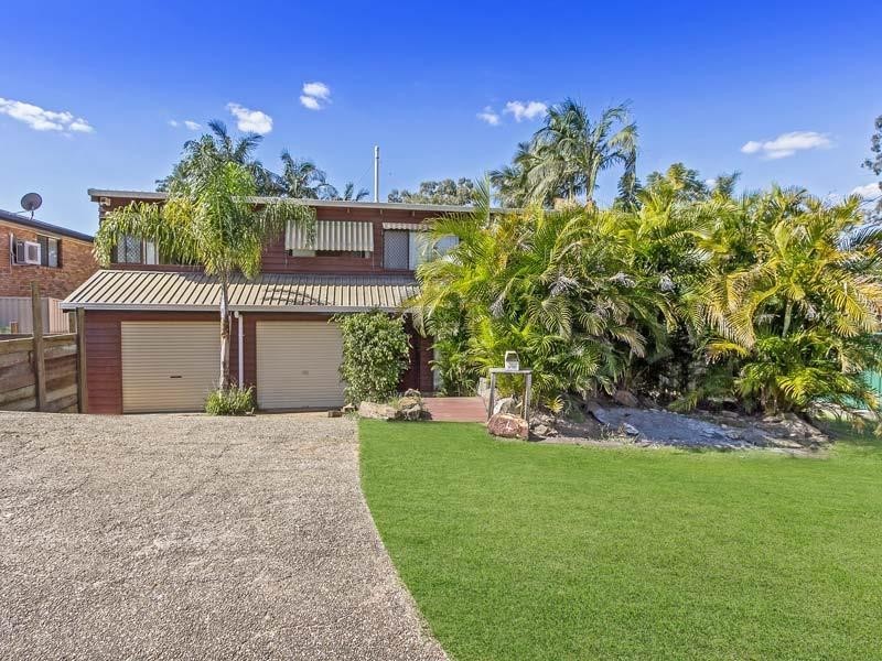 4 Mona Vale Way, Petrie QLD 4502