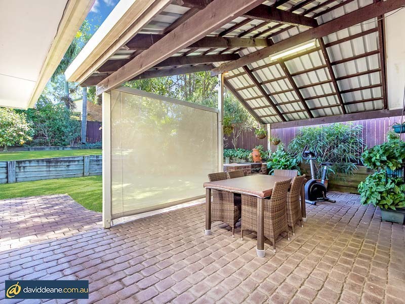 5 Dumbarton Dr, Kallangur QLD 4503