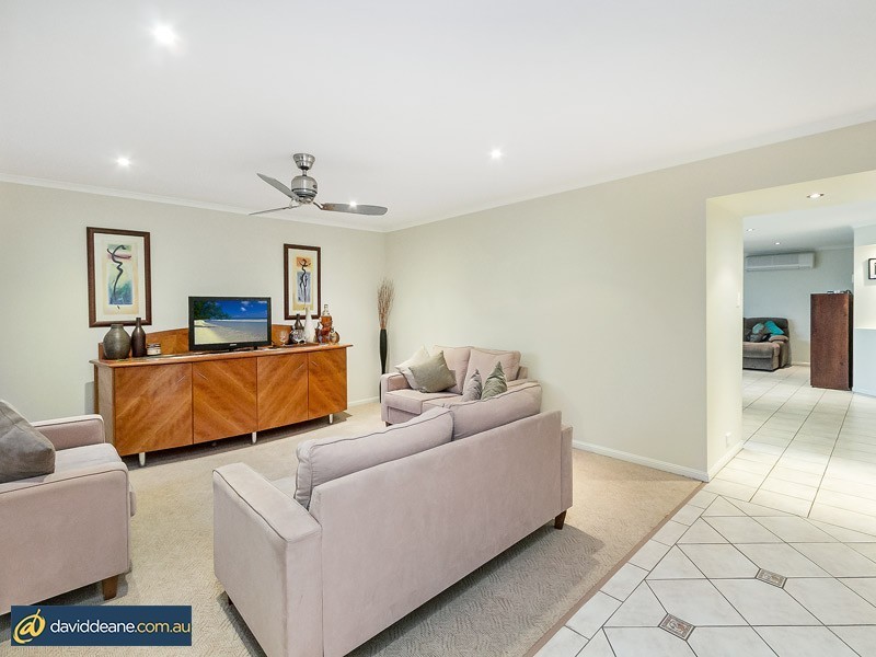 12 Karaman Ct, Dakabin QLD 4503