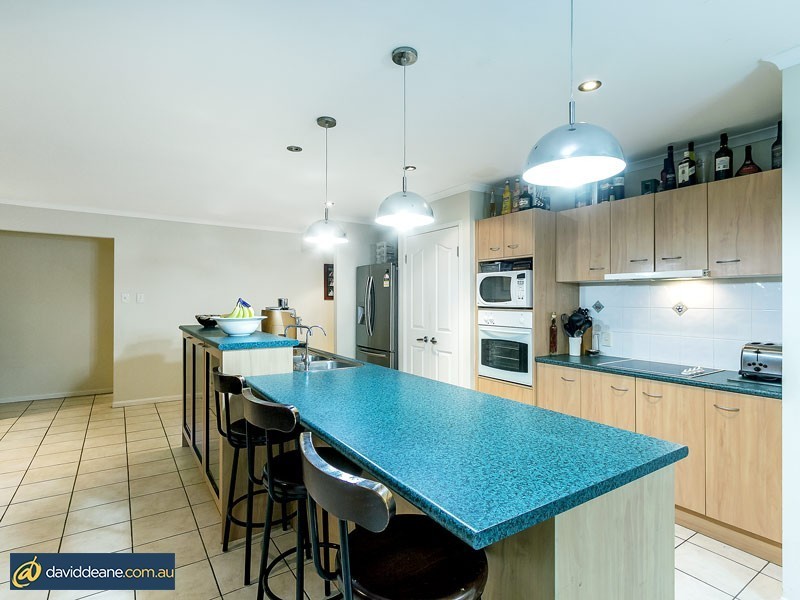 12 Karaman Ct, Dakabin QLD 4503