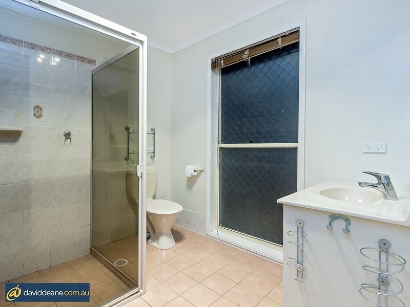 12 Karaman Ct, Dakabin QLD 4503