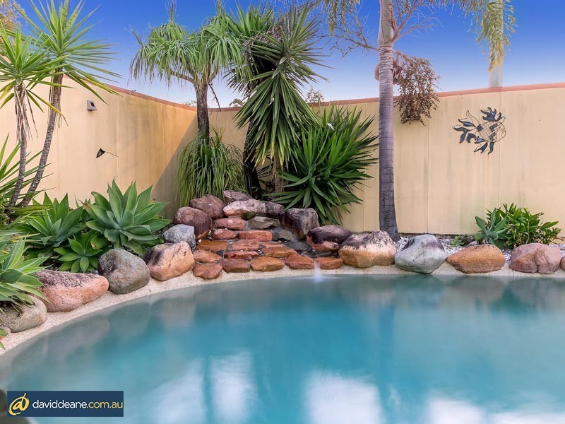 12 Karaman Ct, Dakabin QLD 4503