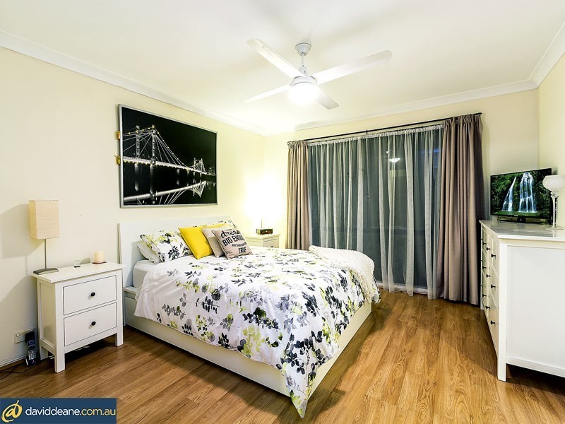 6 Fir Pl, Warner QLD 4500