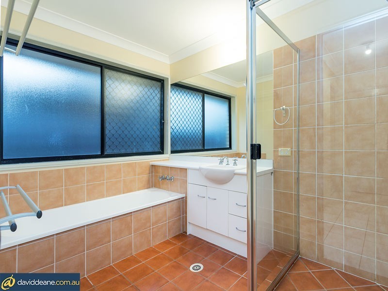 6 Fir Pl, Warner QLD 4500