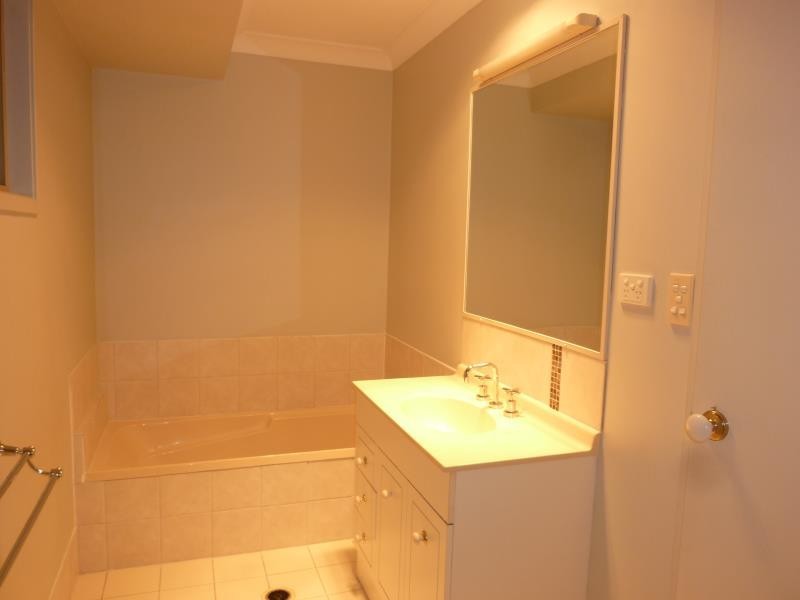 8/20 Joyce Street, Burpengary QLD 4505