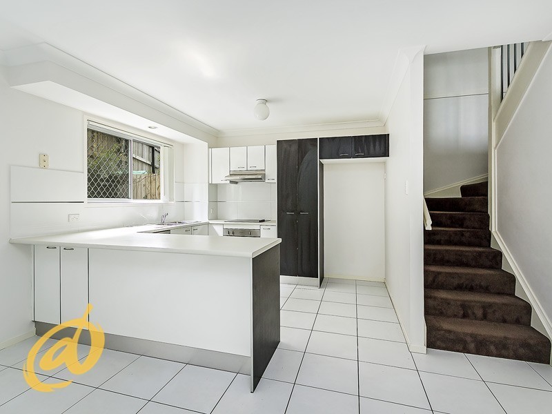 7/6 Petrie Street, Petrie QLD 4502